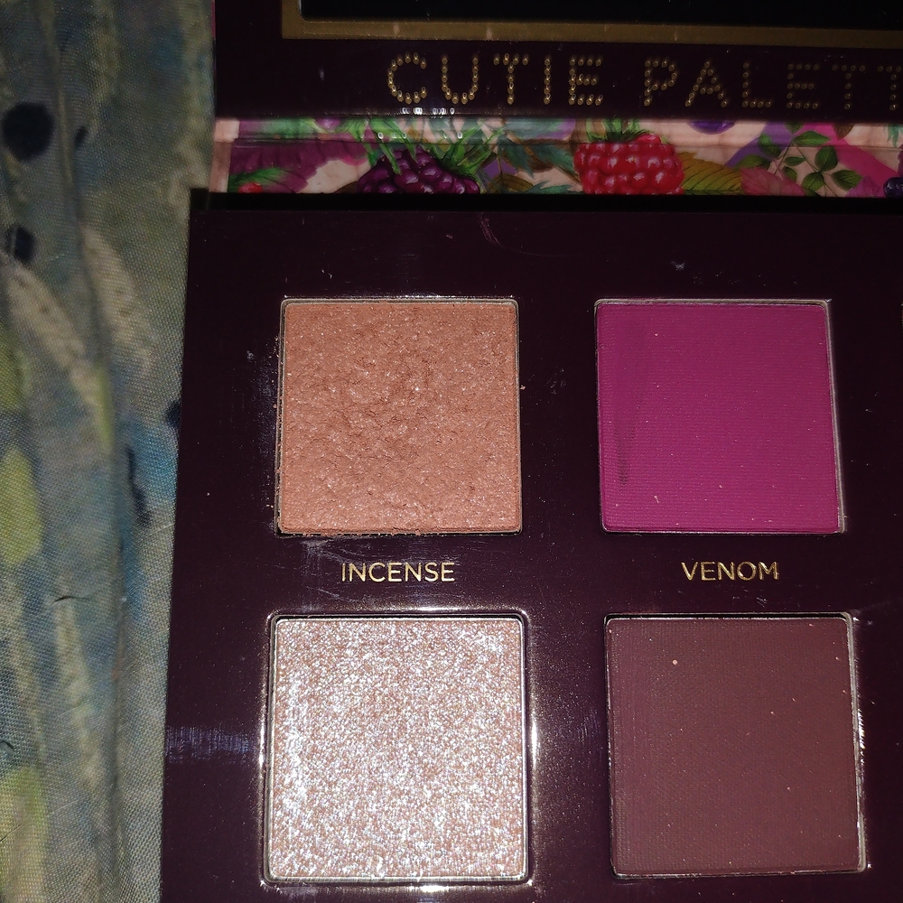 Cutie Palette - WildBerry NABLA / See Info No Box - Picture 4 of 6